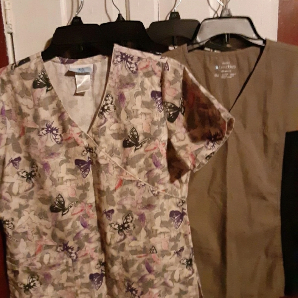 Scrub top bundle